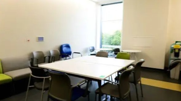 CRF-lounge.jpg
